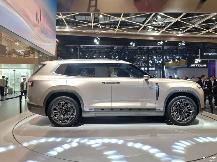全新奥迪A5L等超160款新车 2025上海车展新车汇总(上)