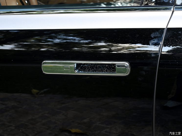 售70.8万起 增程/纯电双动力 搭载HUAWEI ADS 4 尊界S800上市