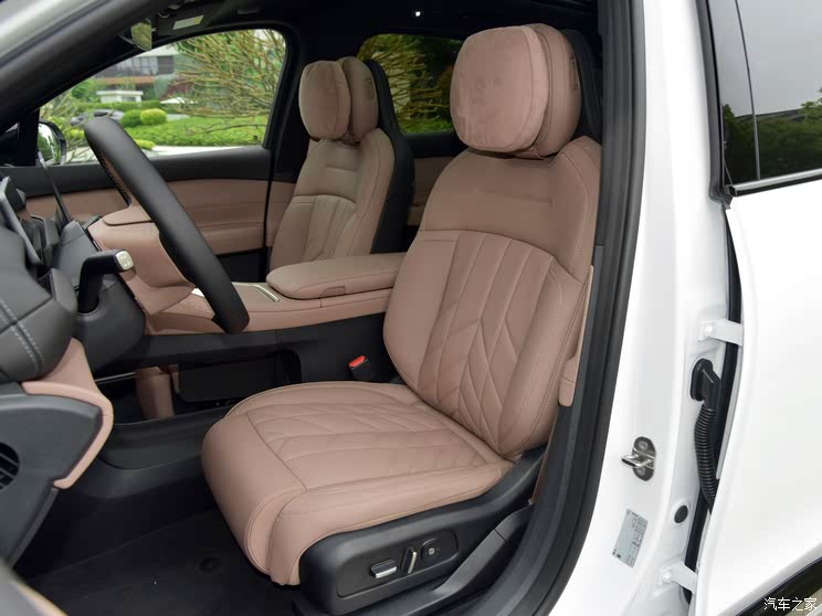 电池租赁售26.8万起 蔚来新ES6/EC6正式上市 智能/舒适性配置升级