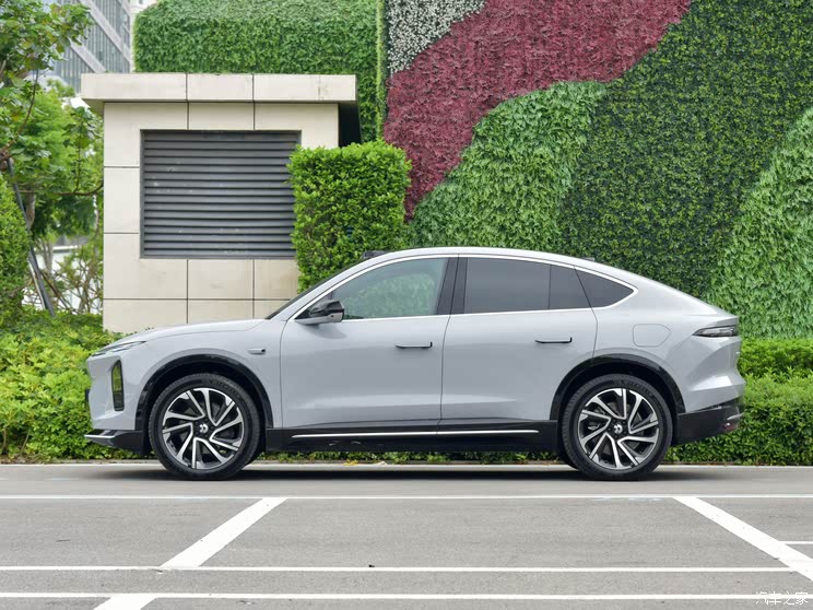 电池租赁售26.8万起 蔚来新ES6/EC6正式上市 智能/舒适性配置升级