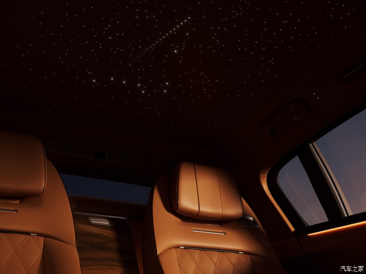 售70.8万起 增程/纯电双动力 搭载HUAWEI ADS 4 尊界S800上市