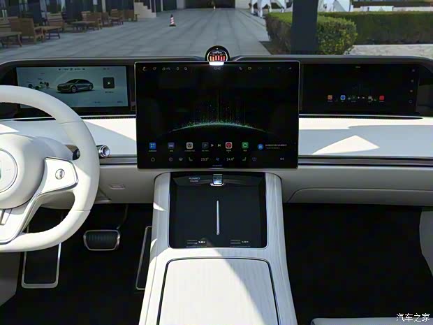 2025广州车展:售价30.98万元起 新款享界S9迎来亮相