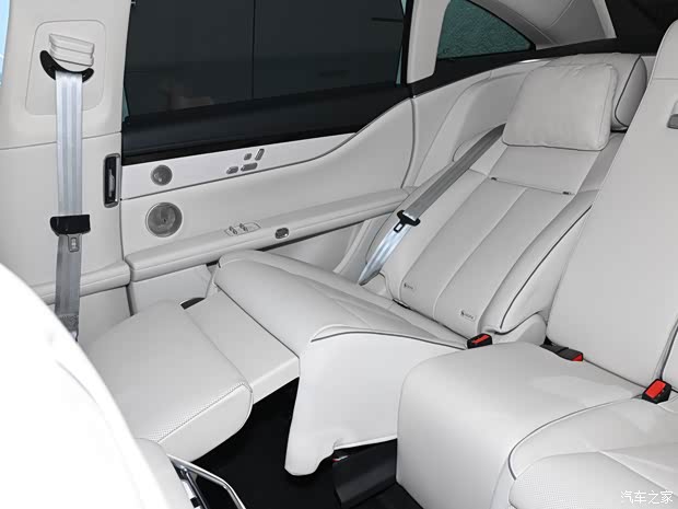 2025广州车展:售价30.98万元起 新款享界S9迎来亮相